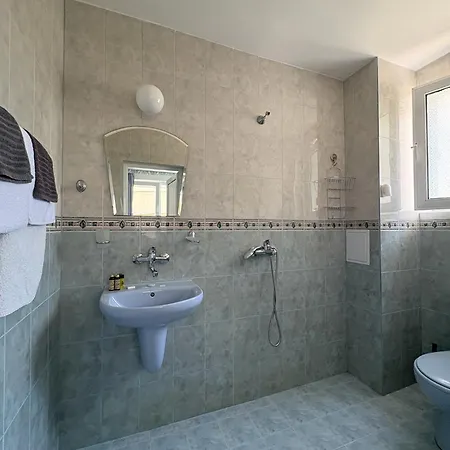 Pensjonat Sarievi 2*